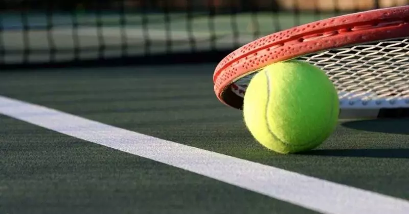 What Are The Official Rules On A Dropped Tennis Racket