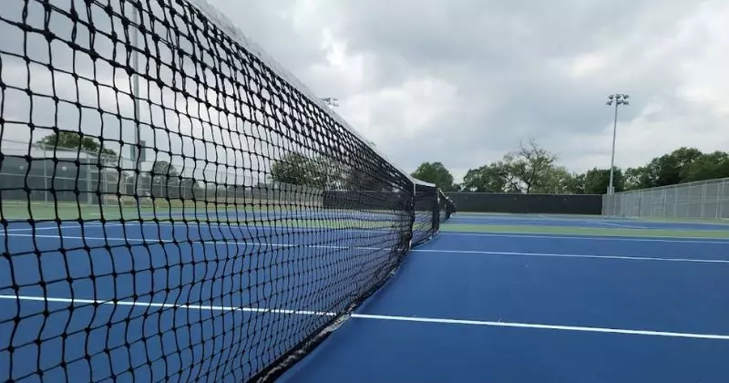 What are Memorial Park Tennis Courts?